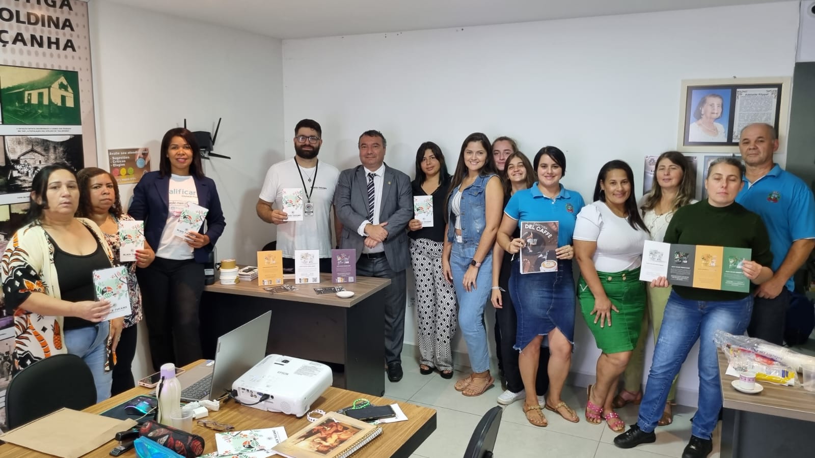 Alunos do Qualificar ES realizam apresentação de trabalho final do curso Planejamento Financeiro para Empreendedores