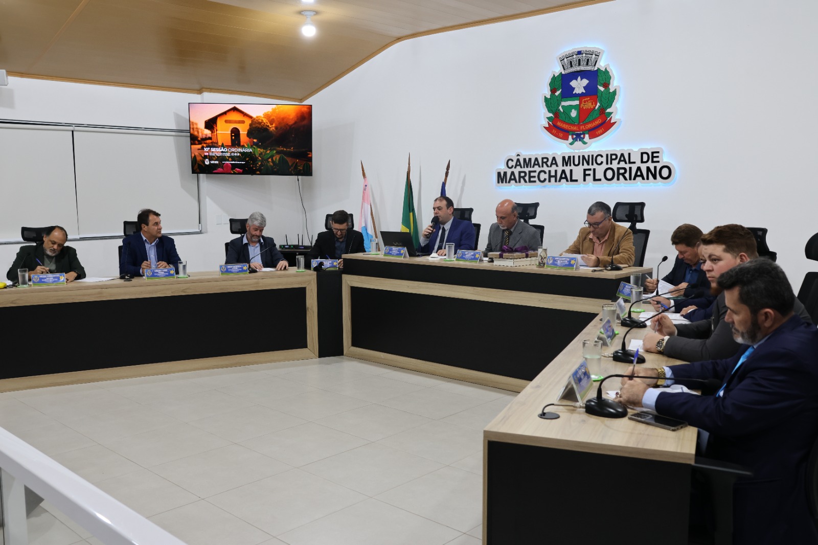 Câmara Municipal realiza 10ª Sessão Ordinária 