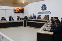 Câmara Municipal realiza 10ª Sessão Ordinária 