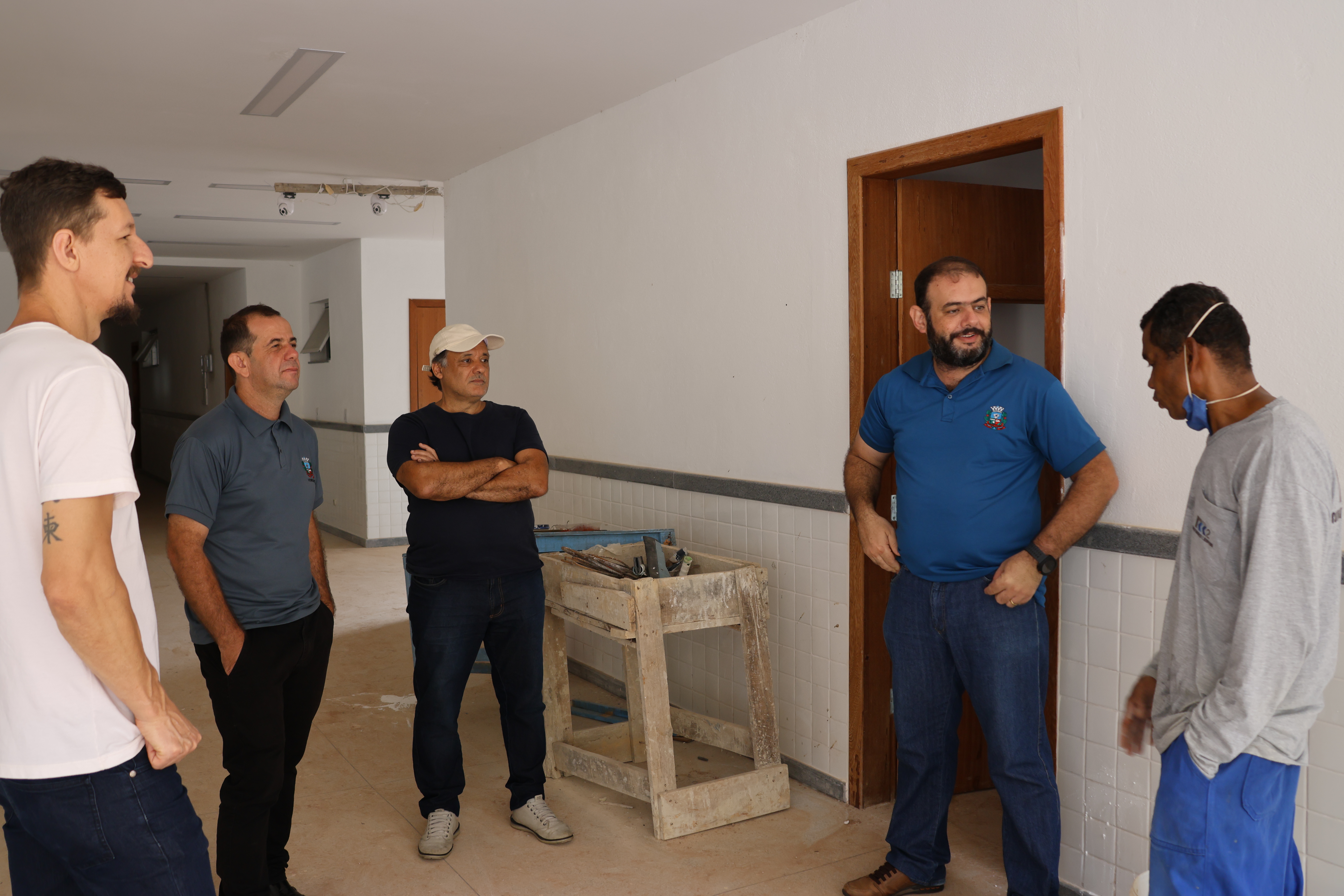 Vereadores realizam vistorias em obras e buscam informações sobre prazos de conclusão