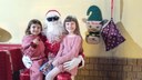 Casal abre sua casa para receber cartas para Papai Noel em Marechal Floriano