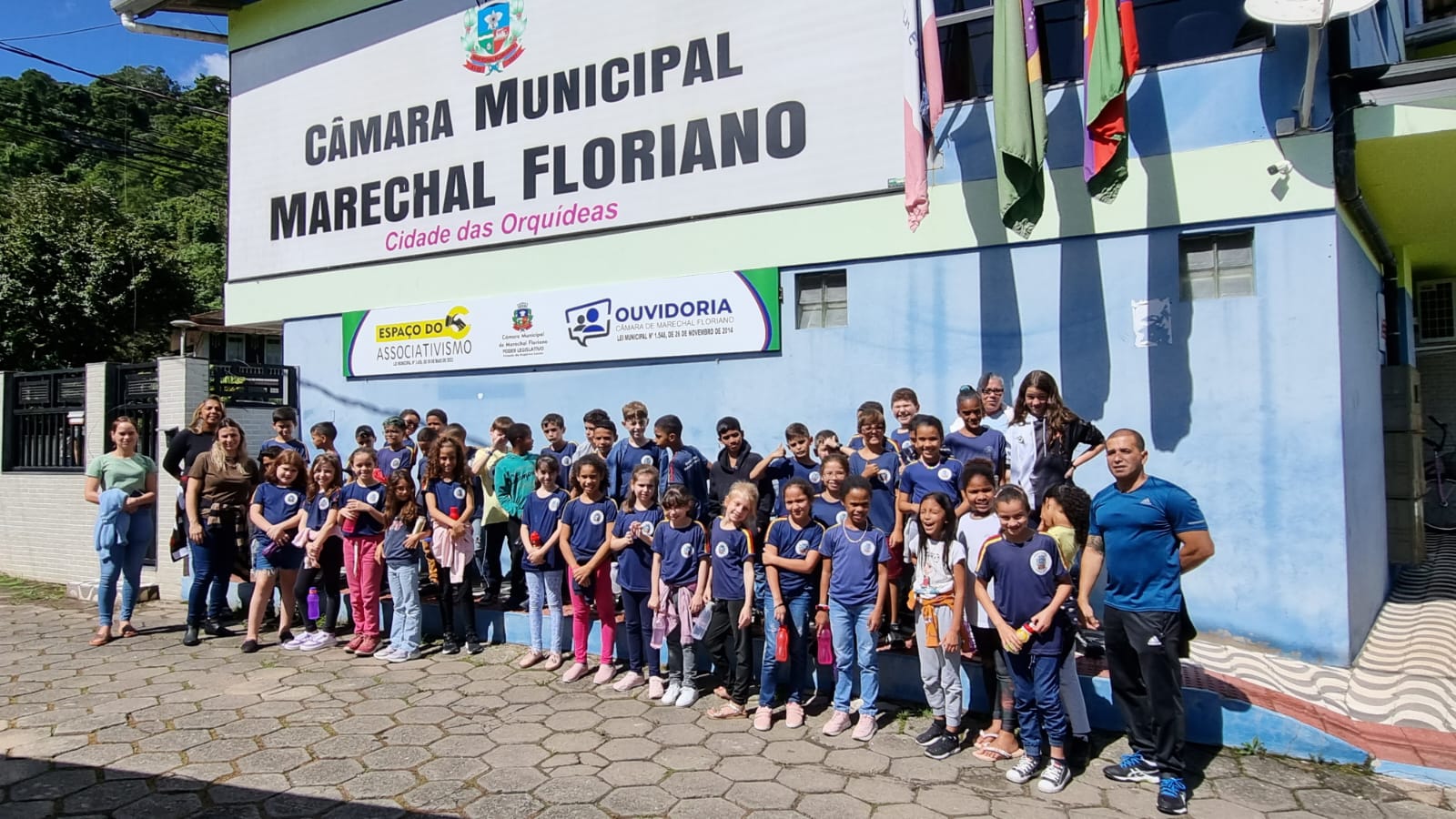 Alunos da EMEF Elisiário Ferreira Filho visitam Câmara de Marechal Floriano
