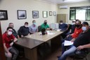 Vereadores da Câmara de Marechal Floriano se reúnem com Prefeito em exercício para discutir pautas emergenciais.