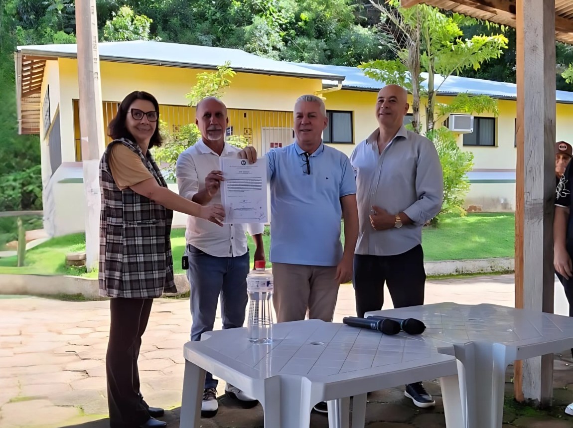 Unidade de Saúde de Bom Jesus passará por reforma e ampliação após assinatura de ordem de serviço